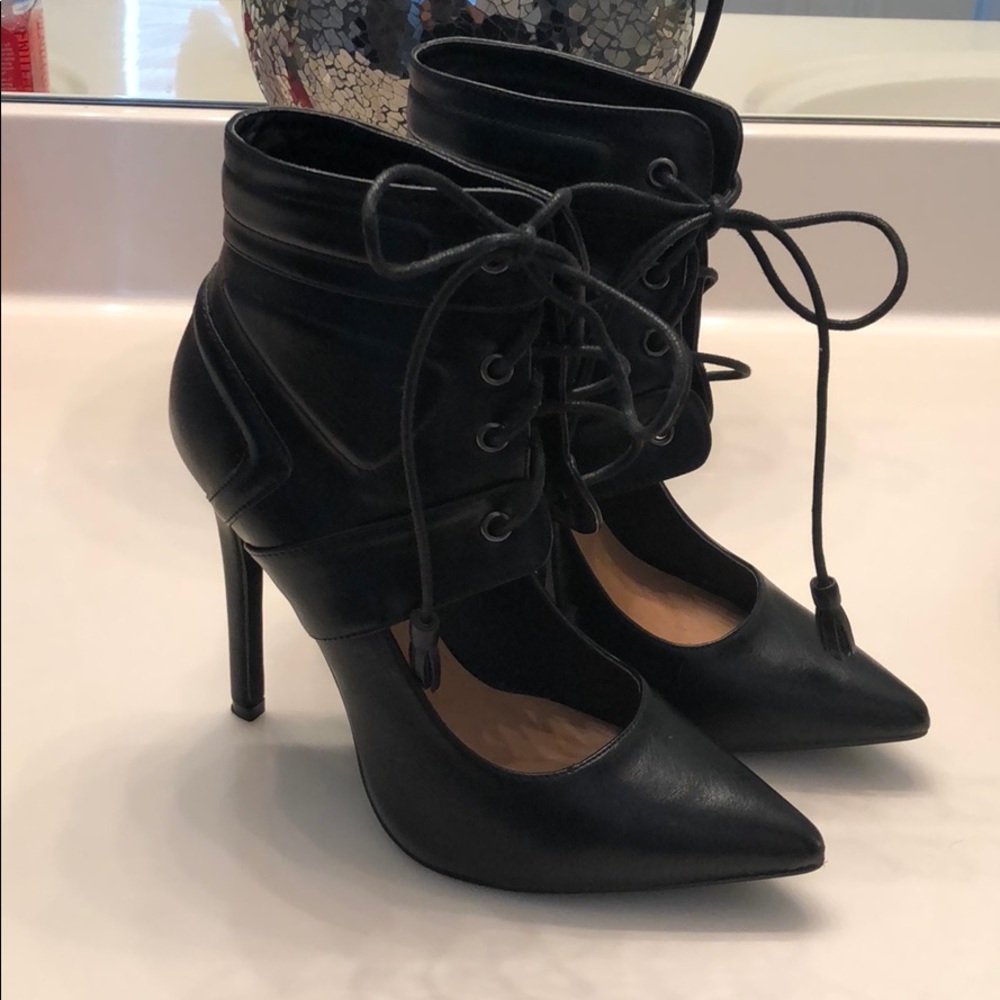 Sexy black heels
